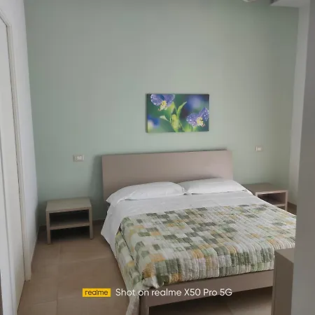 Lauro Luxury 3*