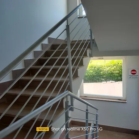 Lauro Luxury Bed and Breakfast 4*