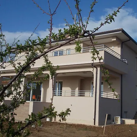 Bed and Breakfast Lauro Luxury 4*