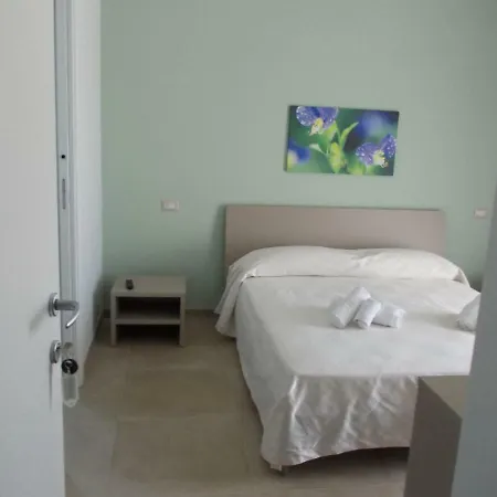 Lauro Luxury Bed and Breakfast 4*